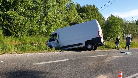 Śmiertelny wypadek na trasie Ostrowiec - Kielce. Droga jest zablokowana / fot. Świętokrzyska Policja