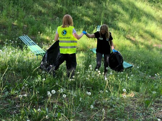 Akcja sprzątania przestrzeni miejskiej/fot. Lokalna.TV