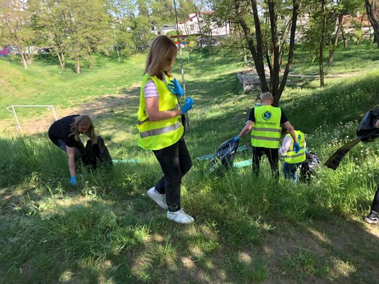 Akcja sprzątania przestrzeni miejskiej/fot. Lokalna.TV