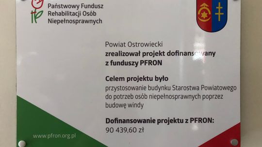 Oficjalne oddanie inwestycji w Starostwie Powiatowym w Ostrowcu Świętokrzyskim/fot. Lokalna.TV
