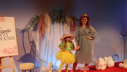 II Międzyszkolny Konkurs Piosenki "Muzyka łączy pokolenia"