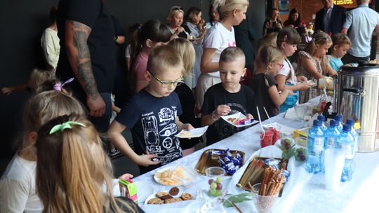 II Międzyszkolny Konkurs Piosenki "Muzyka łączy pokolenia"