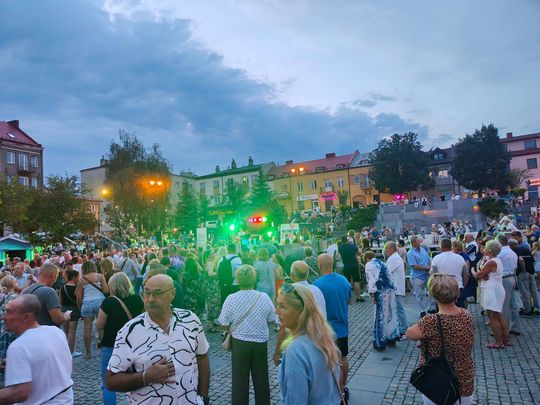 Roztańczony Rynek w Ostrowcu Świętokrzyskim