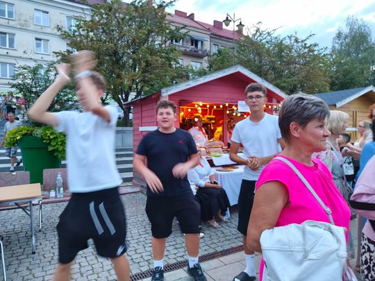 Roztańczony Rynek w Ostrowcu Świętokrzyskim