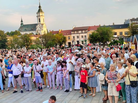 Roztańczony Rynek w Ostrowcu Świętokrzyskim
