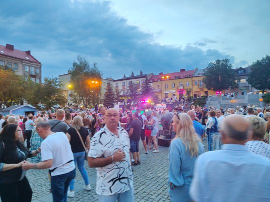 Roztańczony Rynek w Ostrowcu Świętokrzyskim