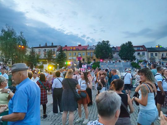 Roztańczony Rynek w Ostrowcu Świętokrzyskim