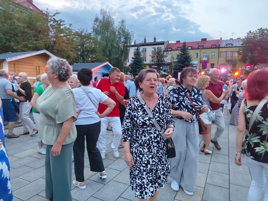 Roztańczony Rynek w Ostrowcu Świętokrzyskim