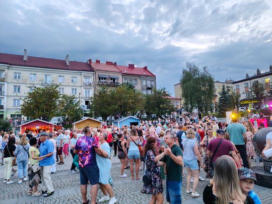 Roztańczony Rynek w Ostrowcu Świętokrzyskim