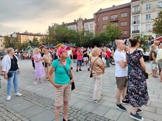 Roztańczony Rynek w Ostrowcu Świętokrzyskim