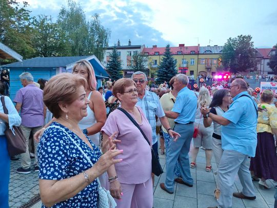 Roztańczony Rynek w Ostrowcu Świętokrzyskim