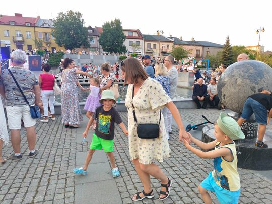 Roztańczony Rynek w Ostrowcu Świętokrzyskim