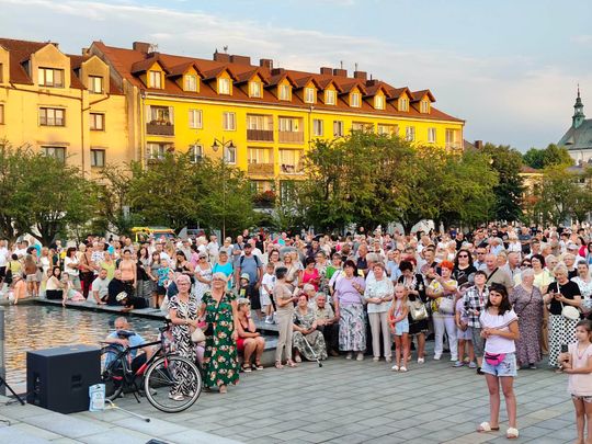 Roztańczony Rynek w Ostrowcu Świętokrzyskim