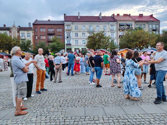 Roztańczony Rynek w Ostrowcu Świętokrzyskim