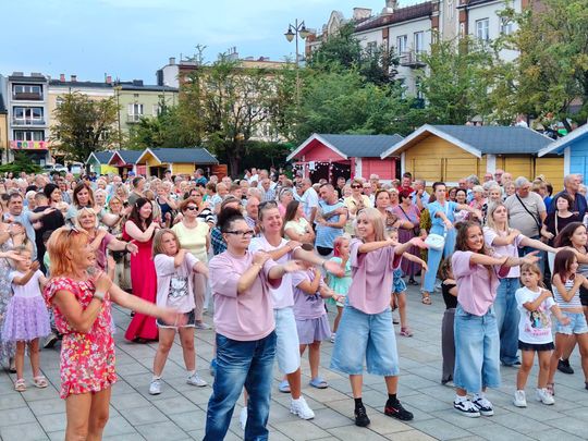 Roztańczony Rynek w Ostrowcu Świętokrzyskim