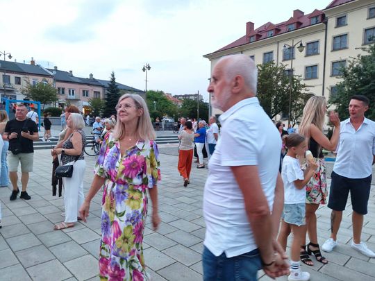 Roztańczony Rynek w Ostrowcu Świętokrzyskim