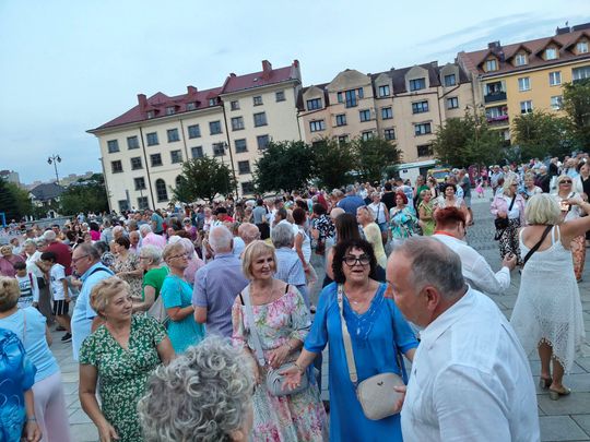 Roztańczony Rynek w Ostrowcu Świętokrzyskim