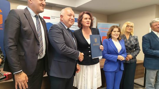 Podpisanie umów na ważne inwestycje