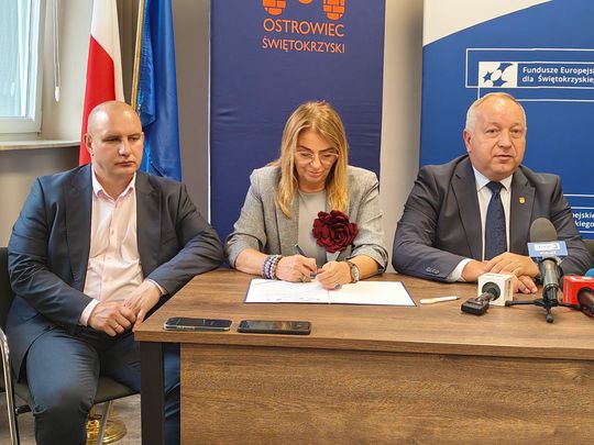 Podpisanie umów na ważne inwestycje