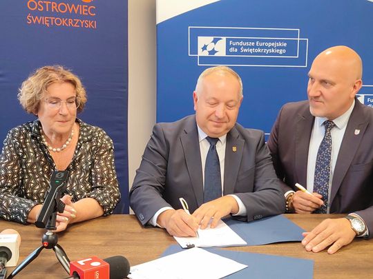 Podpisanie umów na ważne inwestycje