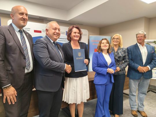 Podpisanie umów na ważne inwestycje